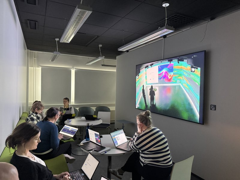 Teachers in the immersive space